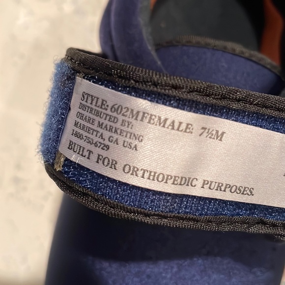 Pedors Orthopedic Shoes with Velcro Strap Brand New Never Worn - Picture 7 of 11